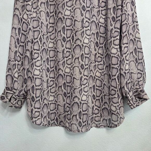VTG Y2K Snakeskin Print Button Down Black White Sheer Top LARGE - Picture 6 of 12